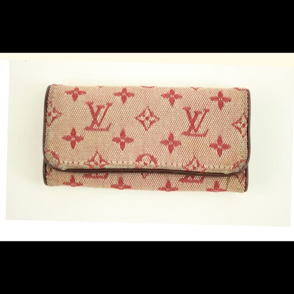 Louis Vuitton Accessories - Louis Vuitton key holder-
